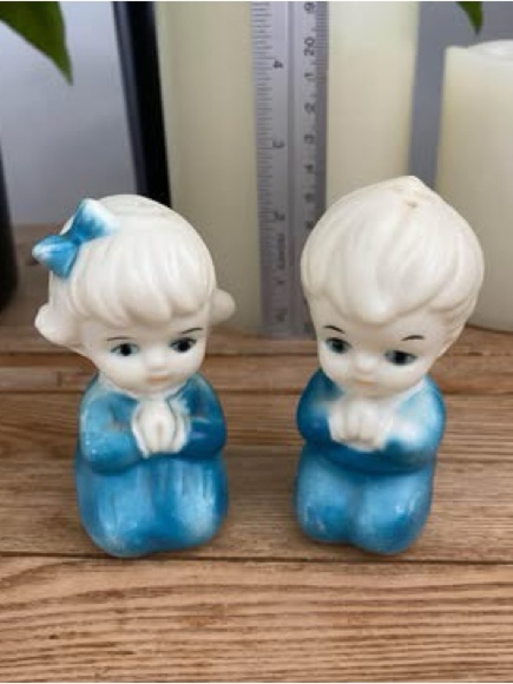 Vintage Praying Boy Girl Plastic Salt & Pepper Shakers Retro Blue White Novelty